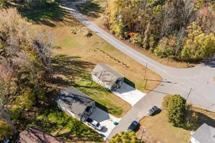 102 E Gene Hairston St, Madison, NC 27025 - Photo 26