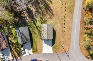 102 E Gene Hairston St, Madison, NC 27025 - Photo 28