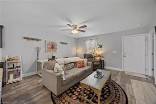 102 E Gene Hairston St, Madison, NC 27025 - Photo 6