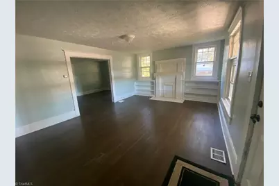 208 W Lafayette Street, Salisbury, NC 28144 - Photo 2