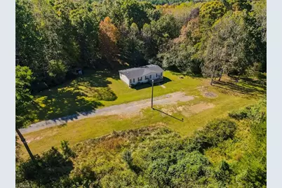 1035 Willie Place Road, Walnut Cove, NC 27052 - Photo 24