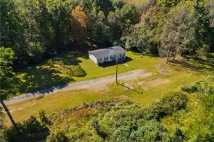 1035 Willie Place Rd, Walnut Cove, NC 27052 - Photo 24