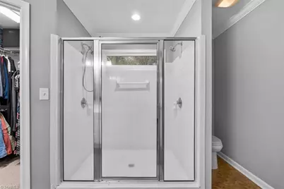 2606 Regents Park Lane, Greensboro, NC 27455 - Photo 24