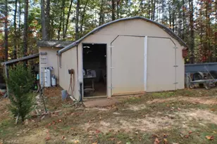 313 Webster Rd, Mount Airy, NC 27030 - Photo 14