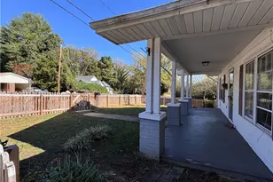 531 Elk Spur St, Elkin, NC 28621 - Photo 20