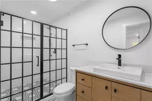 700 Waycross Dr, Greensboro, NC 27410 - Photo 30