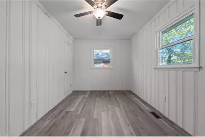 1402 Cyril Lane, Greensboro, NC 27401 - Photo 16