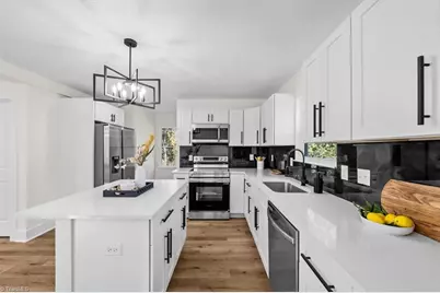 114 Eccles Place, High Point, NC 27260 - Photo 2