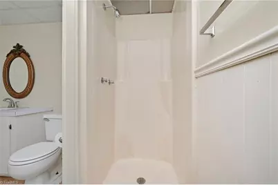 405 Oak Street, East Bend, NC 27018 - Photo 26