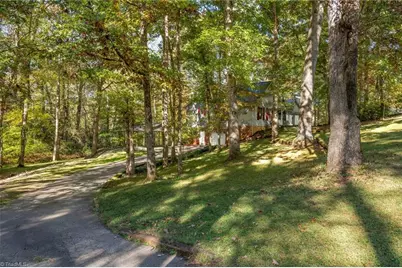 405 Oak Street, East Bend, NC 27018 - Photo 34