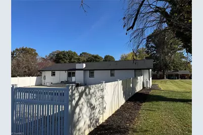 209 Freeman Street, Dobson, NC 27017 - Photo 12