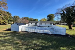 209 Freeman St, Dobson, NC 27017 - Photo 10