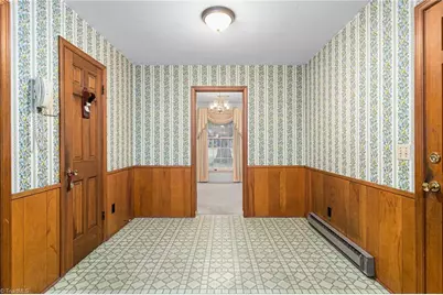 1267 Westview Terrace, Burlington, NC 27215 - Photo 16