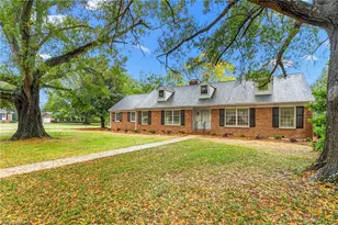 1267 Westview Terrace, Burlington, NC 27215 - Photo 2