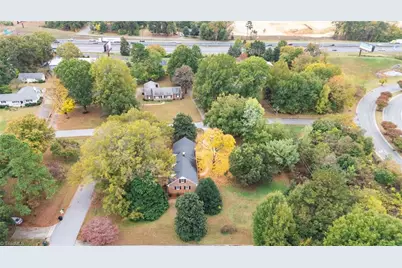 1267 Westview Terrace, Burlington, NC 27215 - Photo 4