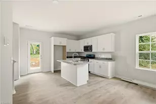 245 Summit St, Rural Hall, NC 27045 - Photo 8