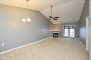 3249 Hyde Pl Cir, Winston-Salem, NC 27103 - Photo 4