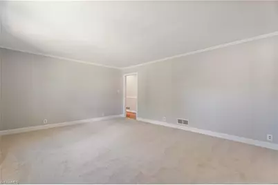 406 S Cliffdale Drive, Winston-Salem, NC 27104 - Photo 10
