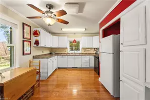 406 S Cliffdale Dr, Winston-Salem, NC 27104 - Photo 18