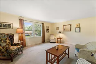 406 S Cliffdale Dr, Winston-Salem, NC 27104 - Photo 6