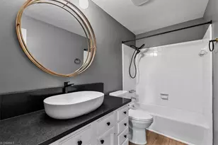 6 Fountain View Cir, Greensboro, NC 27405 - Photo 18