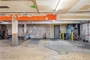 1 W 5th St, Winston-Salem, NC 27101 - Photo 36