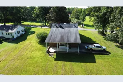183 E Aiken Road, Eden, NC 27288 - Photo 10