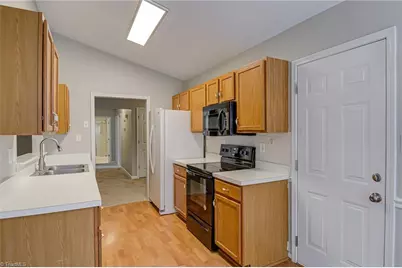 1025 Still Point Drive, Winston-Salem, NC 27103 - Photo 18