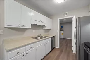 2235 Sunderland Rd, Winston-Salem, NC 27103 - Photo 12