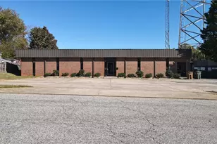 1007 Warren St, Greensboro, NC 27403 - Photo 2