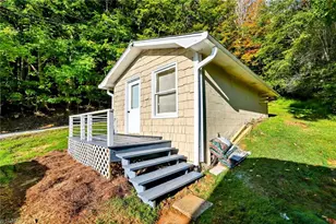 608 Mountain Ave, West Jefferson, NC 28694 - Photo 24