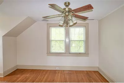 2036 1st Avenue SW, Hickory, NC 28602 - Photo 20