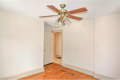 2036 1st Avenue SW, Hickory, NC 28602 - Photo 12