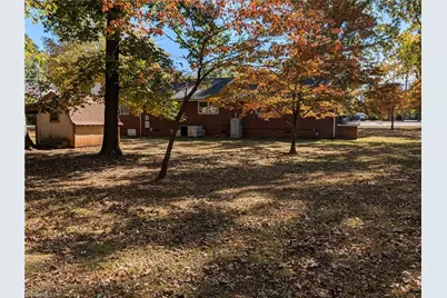 1100 S Fifth Street, Mebane, NC 27302 - Photo 4