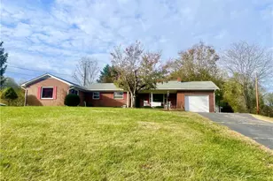 1079 Suncrest Orchard Rd, North Wilkesboro, NC 28659 - Photo 16