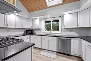 5129 N Church St, Greensboro, NC 27455 - Photo 12