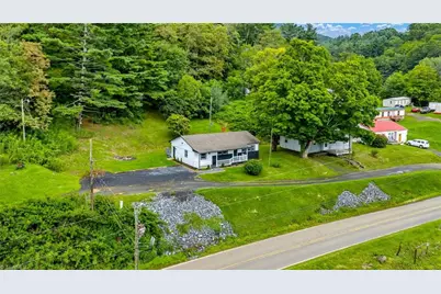 358 Dogget Road, West Jefferson, NC 28694 - Photo 4