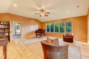 4604 Starmount Dr, Greensboro, NC 27410 - Photo 14