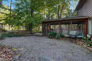 4604 Starmount Dr, Greensboro, NC 27410 - Photo 4