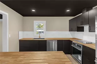 1110 Magnolia St, Winston-Salem, NC 27103 - Photo 10