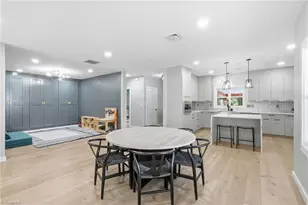 4228 Starmount Dr, Greensboro, NC 27410 - Photo 14