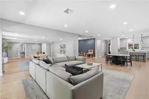 4228 Starmount Dr, Greensboro, NC 27410 - Photo 16