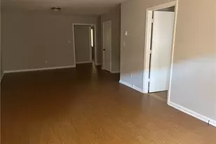 1303 A E Green Dr, High Point, NC 27260 - Photo 12