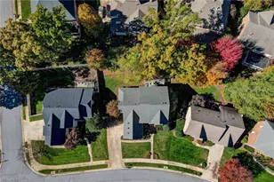 5103 Bodie Ln, Greensboro, NC 27455 - Photo 2