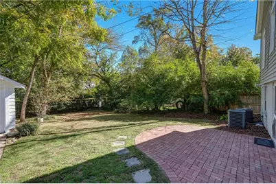 207 S Tremont Drive, Greensboro, NC 27403 - Photo 22