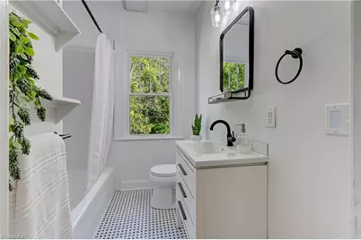 207 S Tremont Drive, Greensboro, NC 27403 - Photo 18