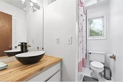 4507 Trailwood Drive, Greensboro, NC 27407 - Photo 22