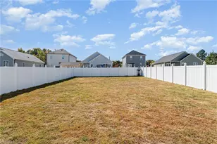 1514 Kingsway Dr, High Point, NC 27260 - Photo 26