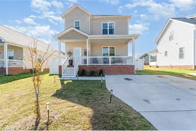 1514 Kingsway Drive, High Point, NC 27260 - Photo 2