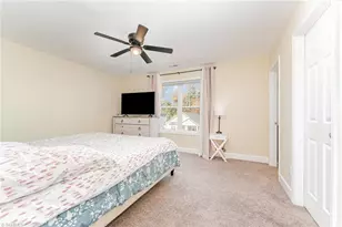 1514 Kingsway Dr, High Point, NC 27260 - Photo 18